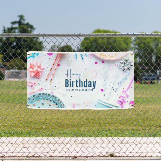 Bannière de fête d'anniversaire heureuse (Insitu)
