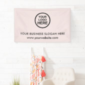 Bannière de logo d'entreprise personnalisée (En situation)