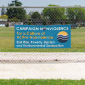 Bannière de non-violence de campagne 2,5x6 (En situation)
