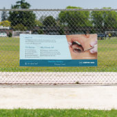 Bannière personnalisée de la clinique dentaire (En situation)
