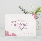 Baptême de fille invitations aux fleurs rose et bl (Debout devant)