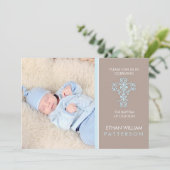 Baptême doux et moderne Baby Boy Invitation (Debout devant)