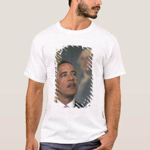Barack Obama kondigt zijn voornemen aan om T-shirt