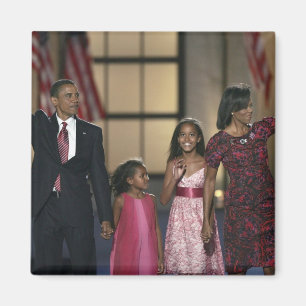 Barak Obama familie zwaait op de laatste avond van Magneet
