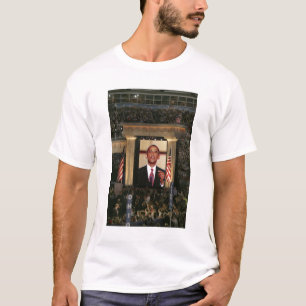 Barak Obama spreekt op de laatste avond van de T-shirt