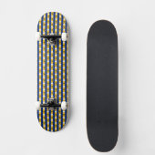 Barbados vlag kleuren harten patroon patriottisch skateboard (Voorkant)