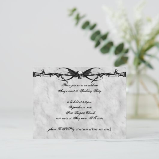 Barbed Wire ailé Crâne cyber Goth Invitations (Debout devant)