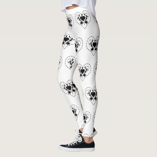 Barbed Wire Heart Black Spades Thunder_Cove Leggings (Links)