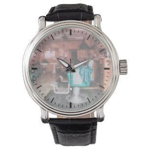 Barber shop met groene Barber Chairs Horloge