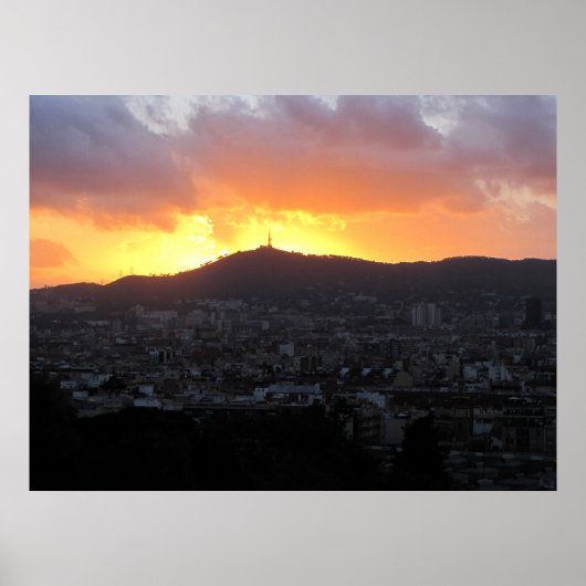 Barcelona bij zonsondergang (Canvas) Poster (Voorkant)