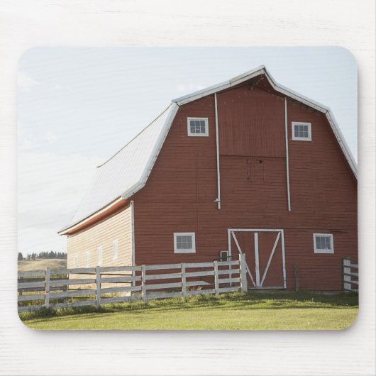 Barn in landschap muismat (Voorkant)