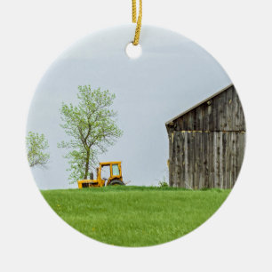 Barnscène met trekker keramisch ornament