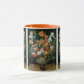 barokke stilstaande bloemen in een fase mok (Midden)