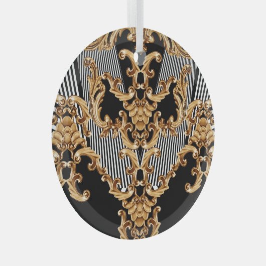 Baroque doré, décoration complexe. (Avant droite)