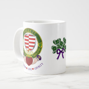 Barrett Irish Shield w/Claddagh Personalized Extra Grote Beker
