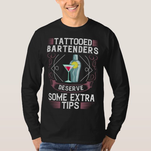Bartending Shaker Mixing Cocktail Bartender T-shirt (Voorkant)