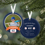 Base-ball de Personalized<br><div class="desc">Commémorez une saison fantastique pour votre joueur de baseball préféré avec cet ornement personnalisé cool dans une couleur bleu marine et orange. Personnalisez le devant avec la photo du joueur, son nom et son numéro de maillot, et ajoutez des détails au dos, y compris le nom de l'équipe ou de...</div>