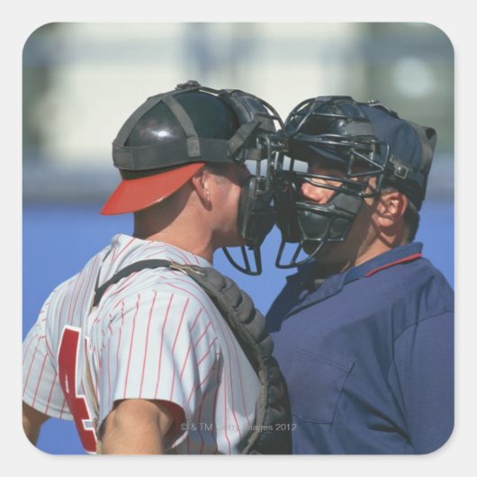 Baseball Catcher en Umpire Arguing Vierkante Sticker (Voorkant)
