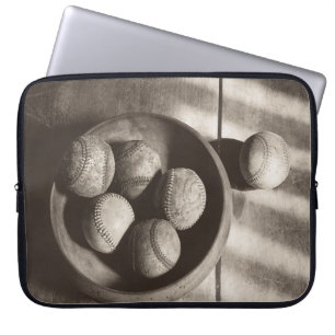 Baseball Nostalgia - Baseballen Laptop Sleeve