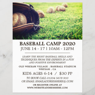 Baseballetjes in het veld, honkbalkamp en broekbro flyer