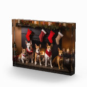 Basenji bij de open haard Kerstmis Fotoblokken (Rechts)