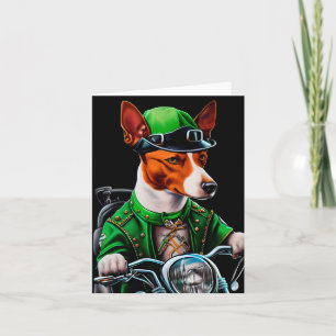 Basenji-hond rijdt op fiets St. Patrick's Day Kaart