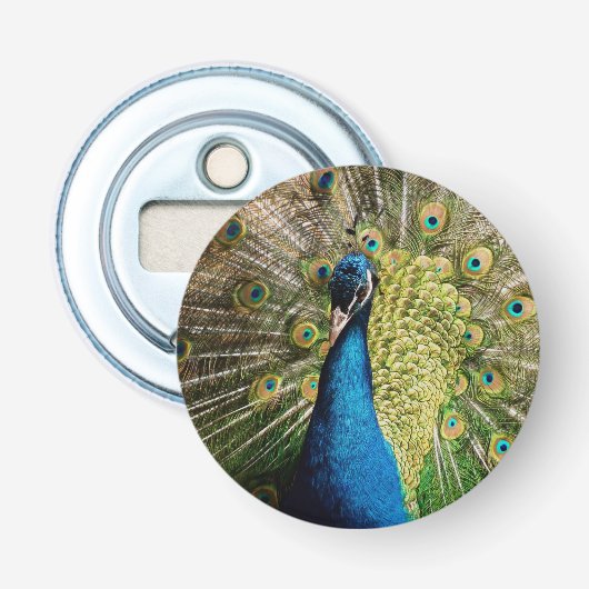 Bashful Peacock Button Flesopener (Voorkant)