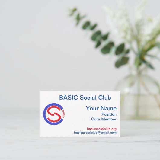 BASIC Social Club - LA CARTE (Debout devant)