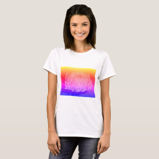 Basic T-shirt met kleurrijke mam achtergrond