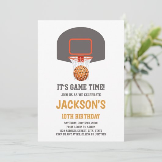 Basket gris Invitation Anniversaire (Debout devant)