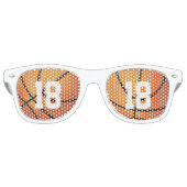 Basketbal met je eigen nummer | Sportcadeau Retro Zonnebril (Voorkant)