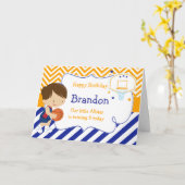 Basketbal Schattige Brunette Hair Boy Verjaardagsf Kaart (Gele Bloem)