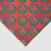 Basketball in Holly Wreater Pattern op Red Tissuepapier (Detail)