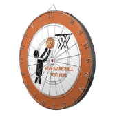 Basketballer met bal dartbord (Voorkant Rechts)