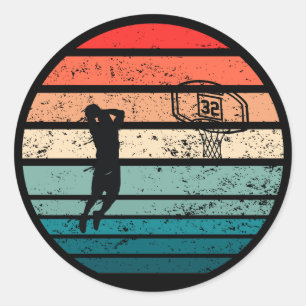 Basketballer slam dunk  retro zonsondergang ronde sticker