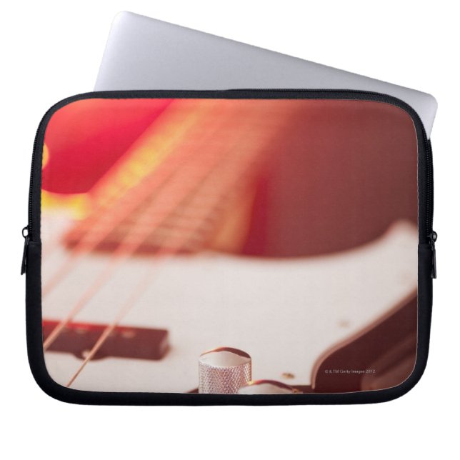 Bass Guitar Laptop Sleeve (Voorkant)