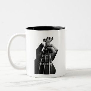 Bass Hero Band Musicus T-Shirt Ontwerp Tweekleurige Koffiemok