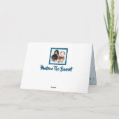 Basset faisant une sieste sur la carte (Dos)