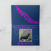 Basset & Fleurs sur Carte de Saint-Valentin Drôle (Intérieur)