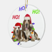 Basset Hound Ho Ho Ho    Kerstmis Keramisch Ornament (Links)