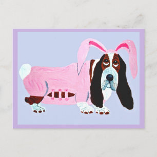 Basset Hound in roze konijnenpak Briefkaart