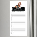 Basset Hound Liste d'achats Bloc-notes magnétique<br><div class="desc">Des choses adorables pour aller chercher Basset Hound chien avec un cadre de tableau noir personnalisé avec votre nom.</div>