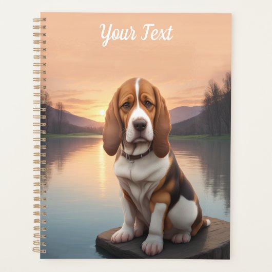 Basset Hound par le lac (Devant)