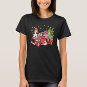 Basset Hound Riding Red Truck Merry Christmas Dog T-shirt (Voorkant)