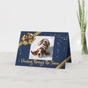 Basset in sneeuw op kerstfeestkaart kaart
