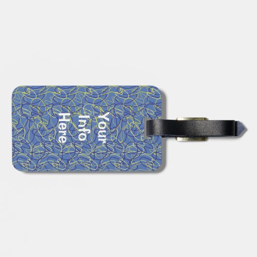 Bast Amidst Hydrangea Flowers Bagagelabel (Achterkant horizontaal)