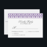 Bat mitzvah pourpre chic RSVP de damassé<br><div class="desc">Cette carte élégante de réponse de bat mitzvah comporte une jolie police de manuscrit et une frontière pourpre de damassé le long du dessus. L'espace est inclus à RSVP pour un déjeuner de kiddush et une célébration de soirée.</div>