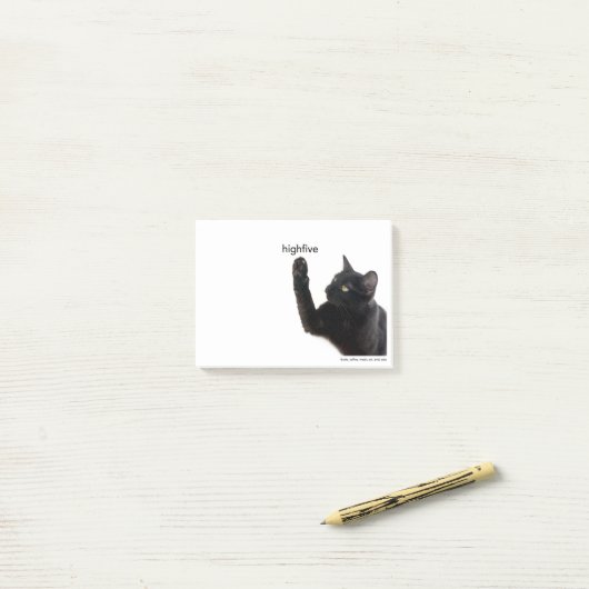Batcat : 5 notes de post-it élevées (Sur un bureau)