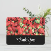 Batch of Red Juicy Strawberries Hartelijk dank Bedankkaart (Staand voorkant)