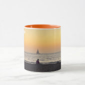 Bateau à Sunset - Venice Beach, CA Mug (Centre)